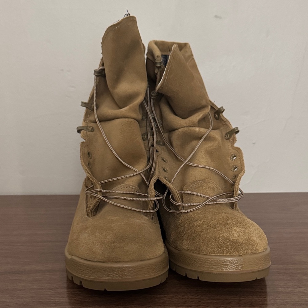 Tan Men's Boots